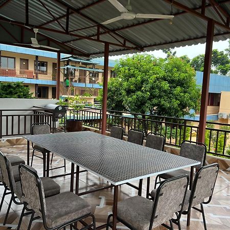 Ama Garden Sauraha Exterior foto
