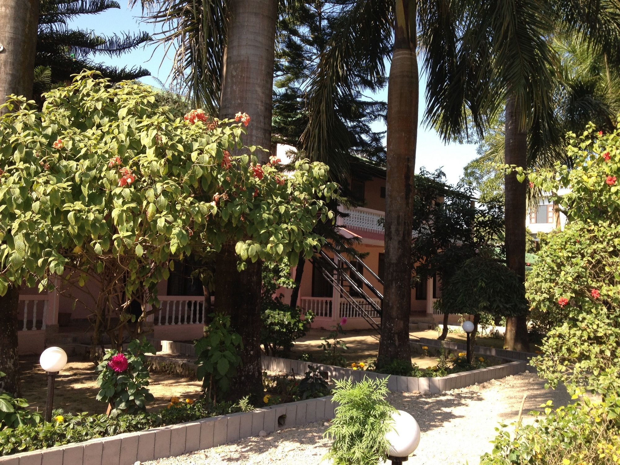 Ama Garden Sauraha Exterior foto