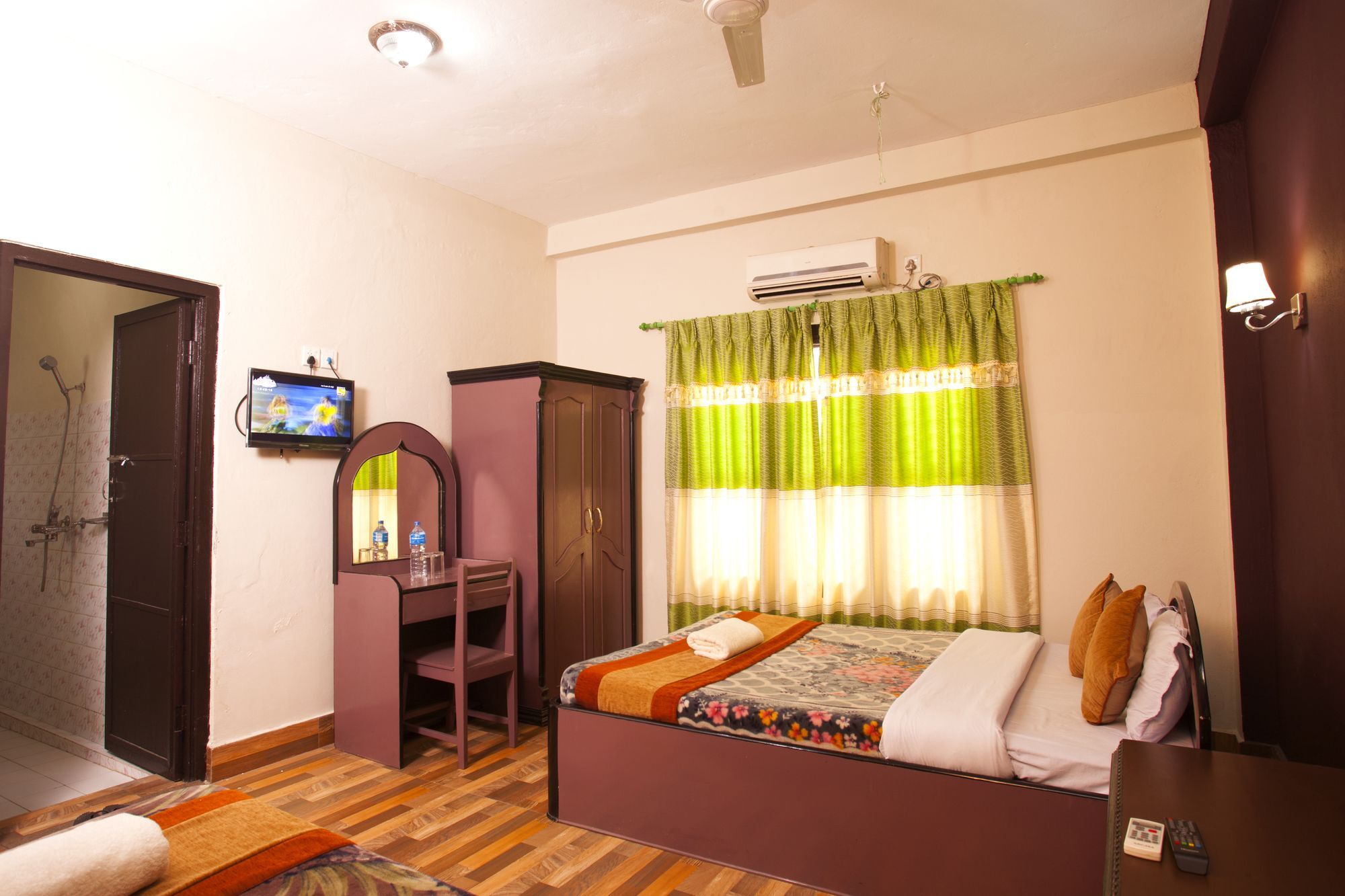 Ama Garden Sauraha Exterior foto